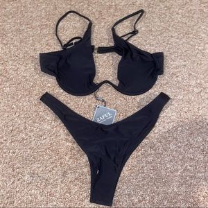 Underwire bikini